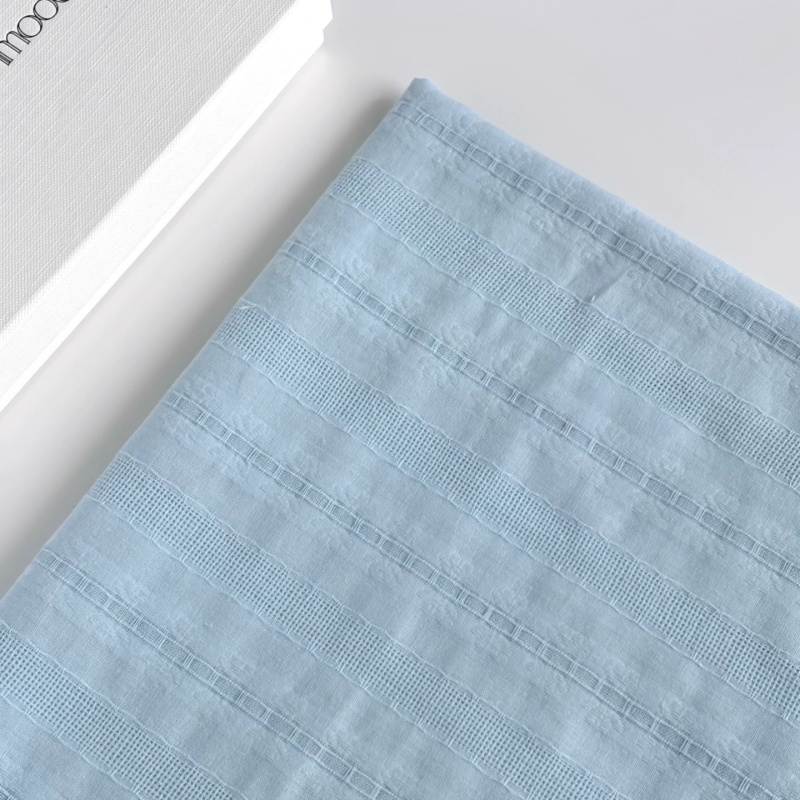 Rosa bestickter Jacquardstoff  – Baby Clothing Made In Usa Bewertung und Preis